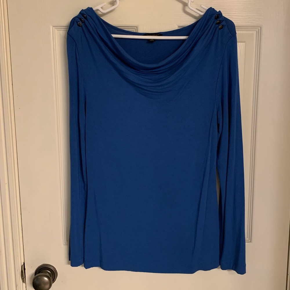 Beautiful blue Banana Republic top, size M